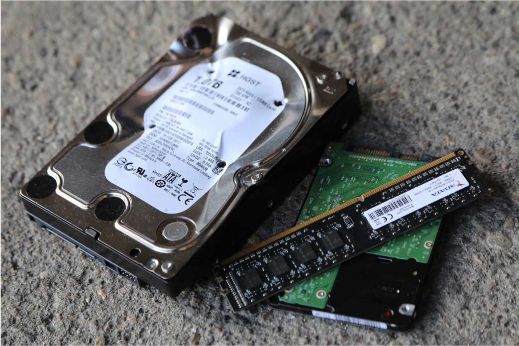 廃棄パソコンのデータ消去&引取サービスイメージ